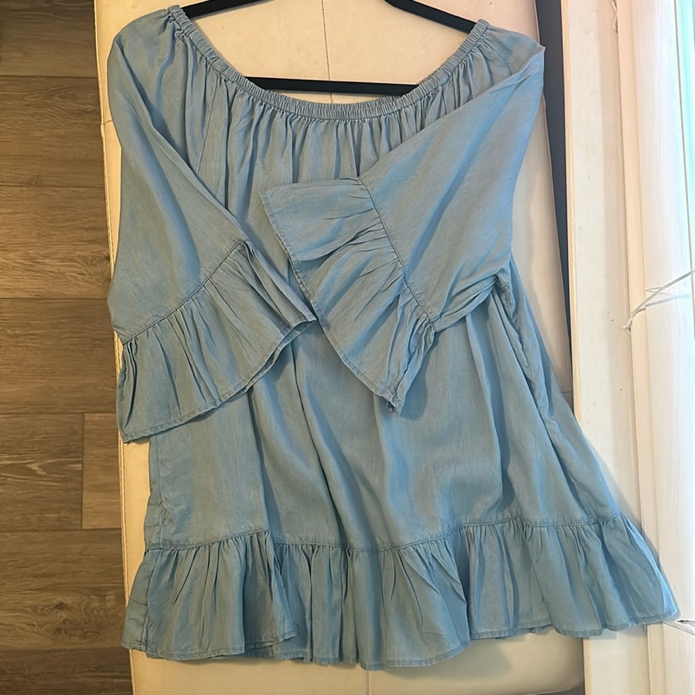 Crown & Ivy blue blouse, size XL